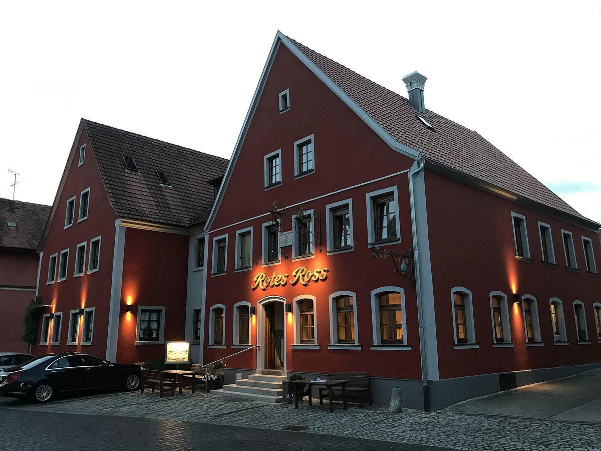 Hotel-Gasthof Rotes Ross Markt Einersheim ภายนอก รูปภาพ